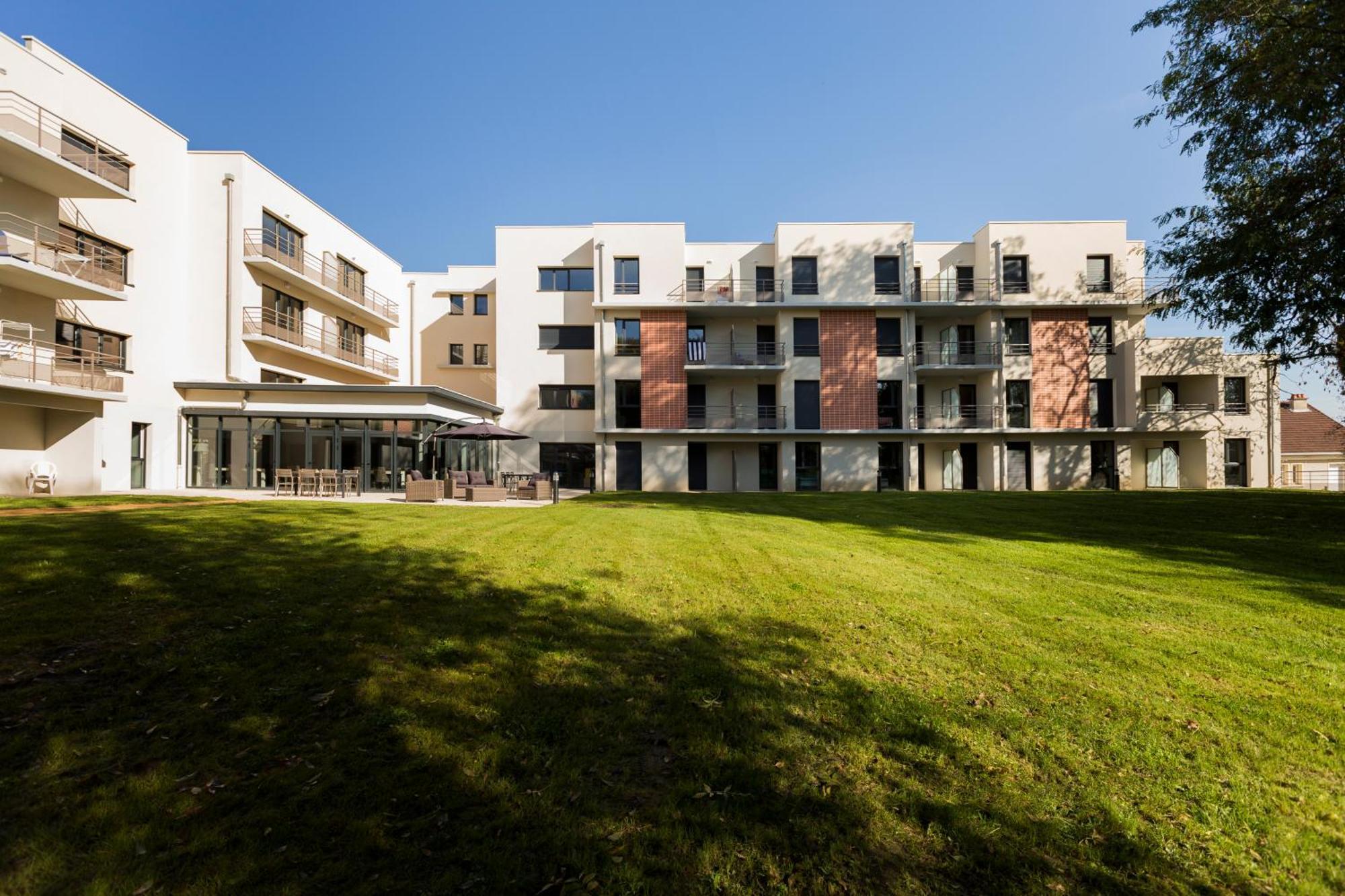 Zenao Appart'Hotel Nevers Bagian luar foto