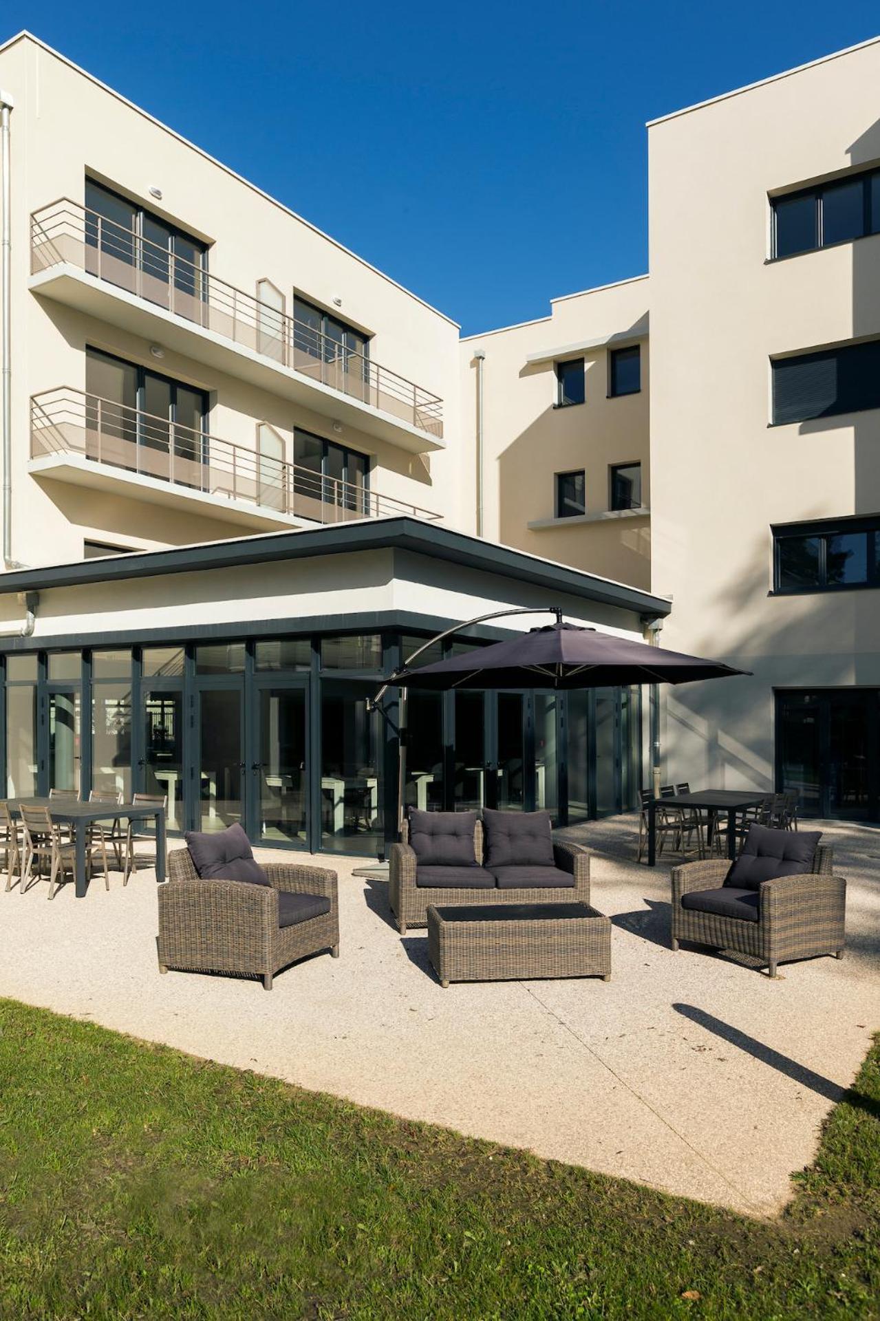 Zenao Appart'Hotel Nevers Bagian luar foto